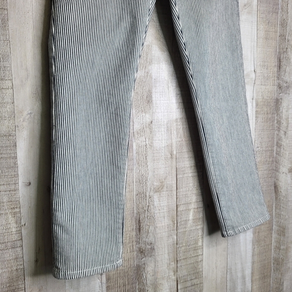 LRL Ralph Lauren Stripped Pants. Modern Straight 6P Petite. - Picture 3 of 12